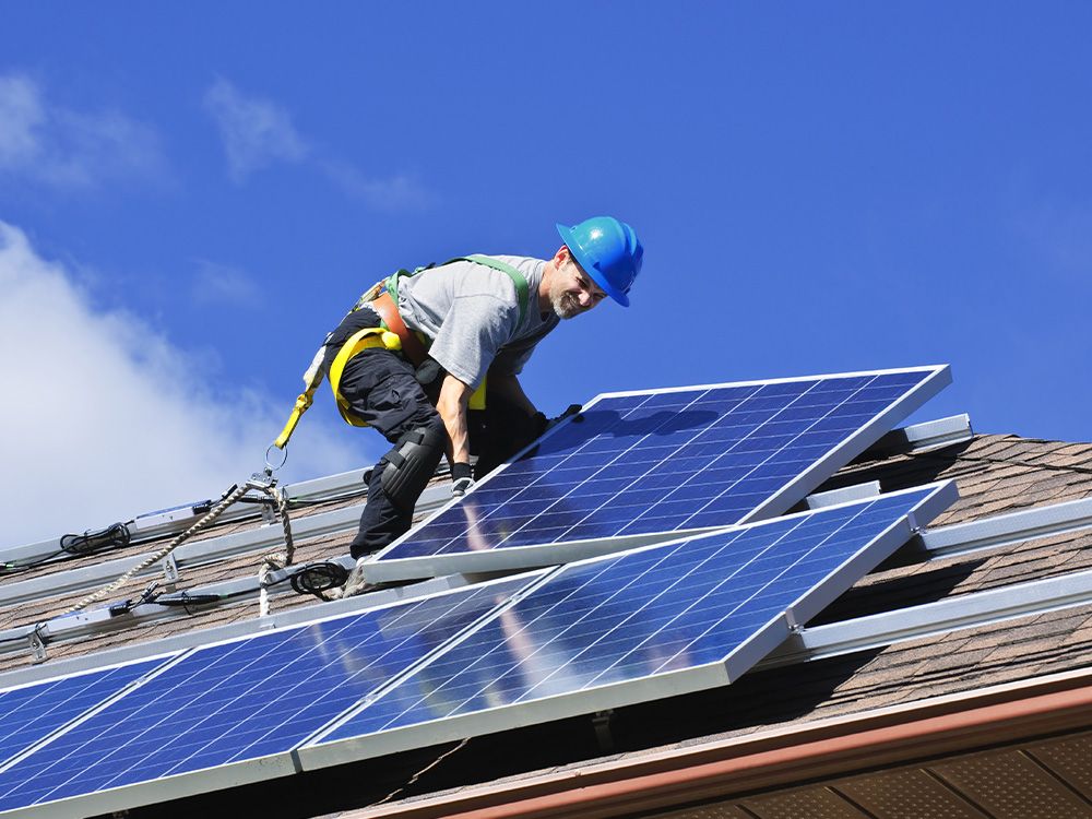 Photovoltaikanlage wird installiert